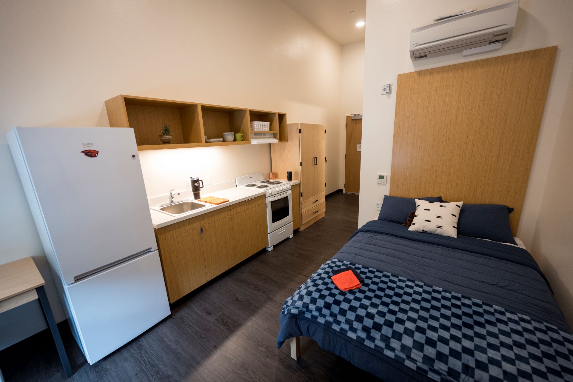 Two-bedroom kitchen area